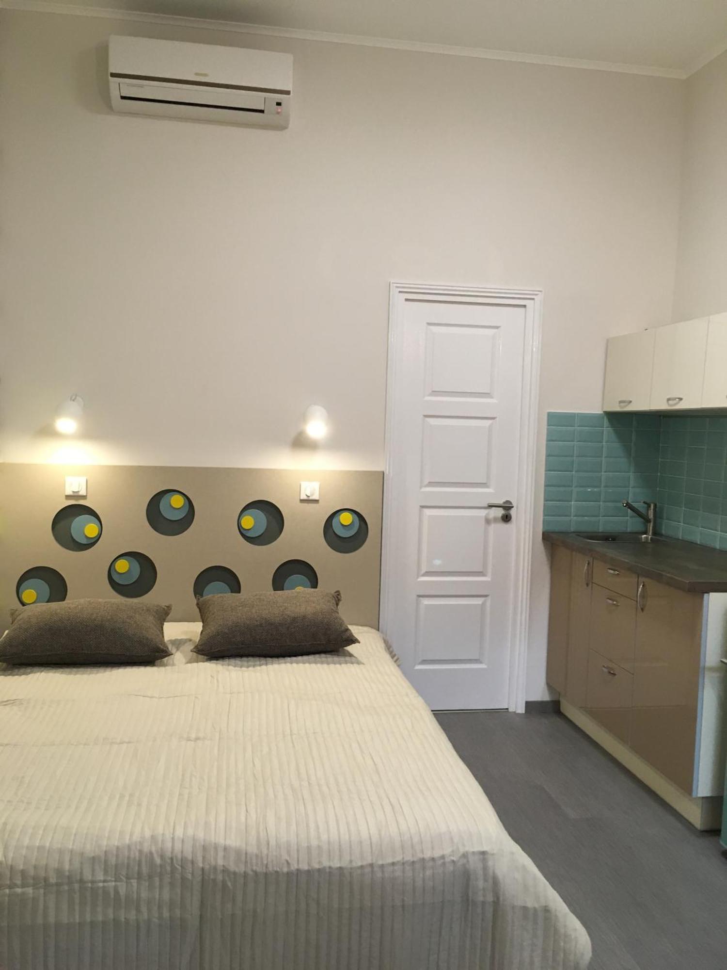 In Iii. Apartment