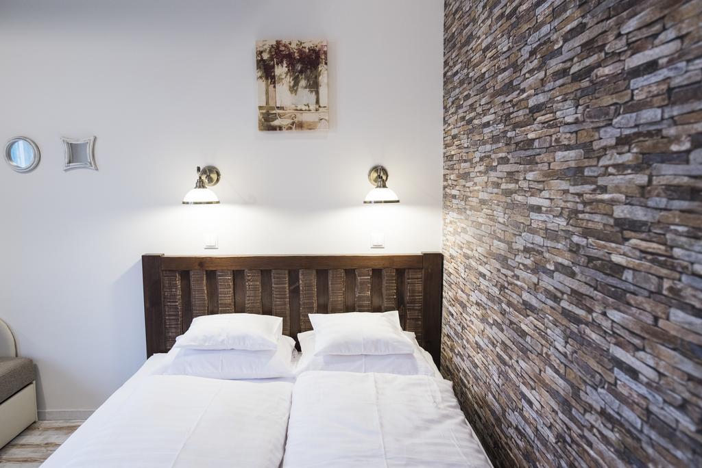 In Iii. Apartament *
